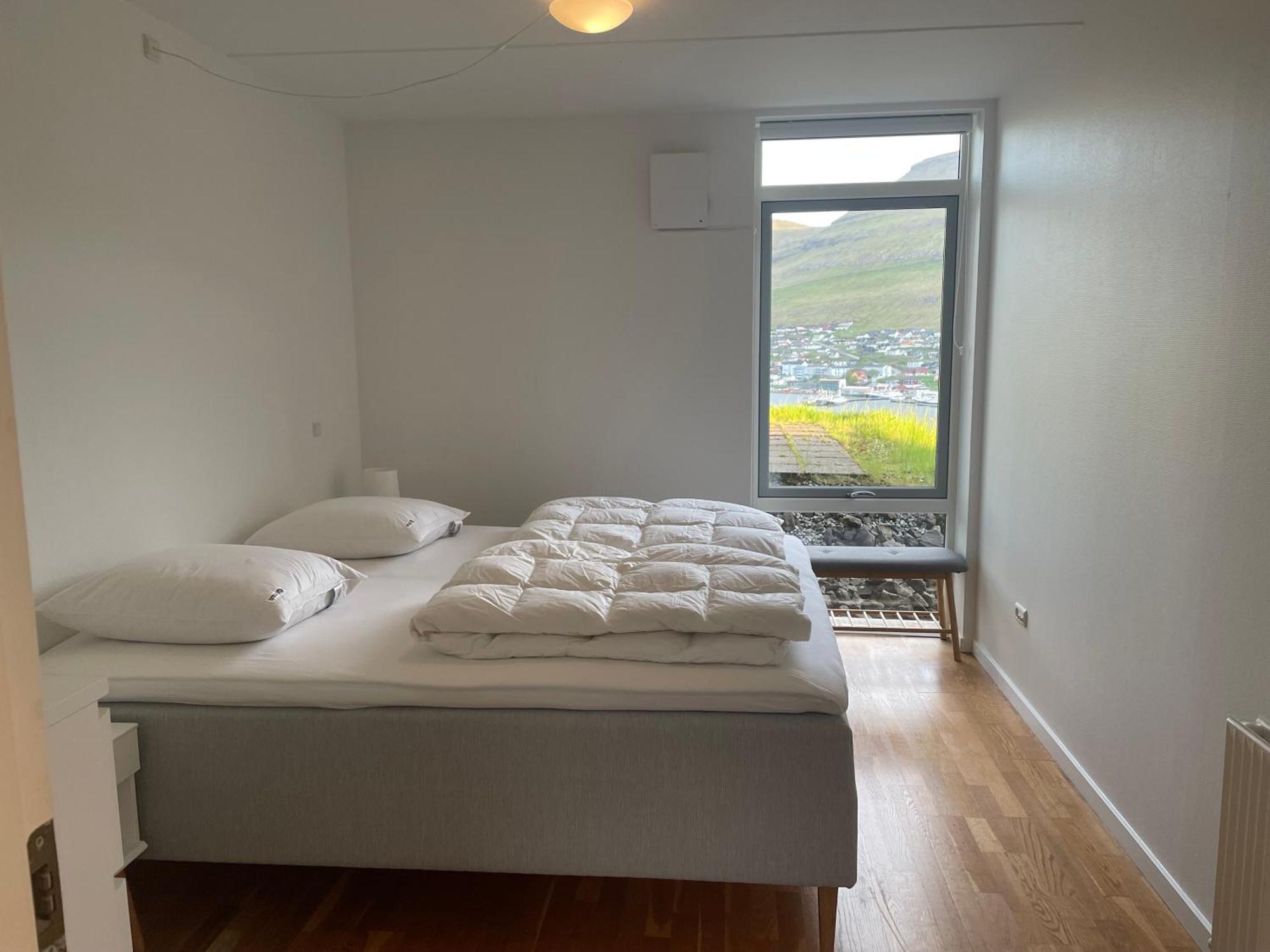 Klaksvík Unique Sea & Landscape View And Spacious Apartment מראה חיצוני תמונה
