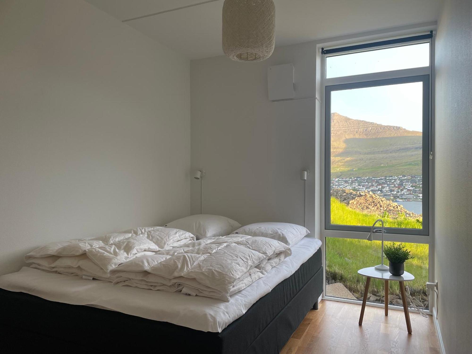 Klaksvík Unique Sea & Landscape View And Spacious Apartment מראה חיצוני תמונה